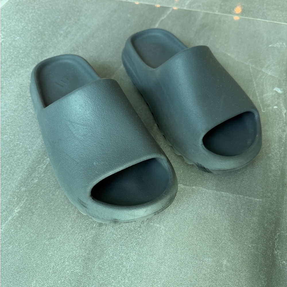 Yeezy Slides